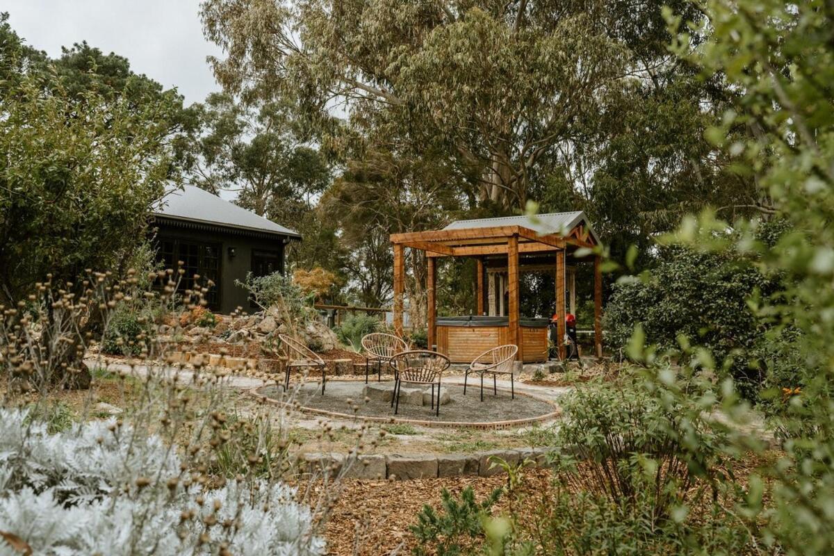 Villa The Temple - Country Farm Retreat Launching Place Exterior foto